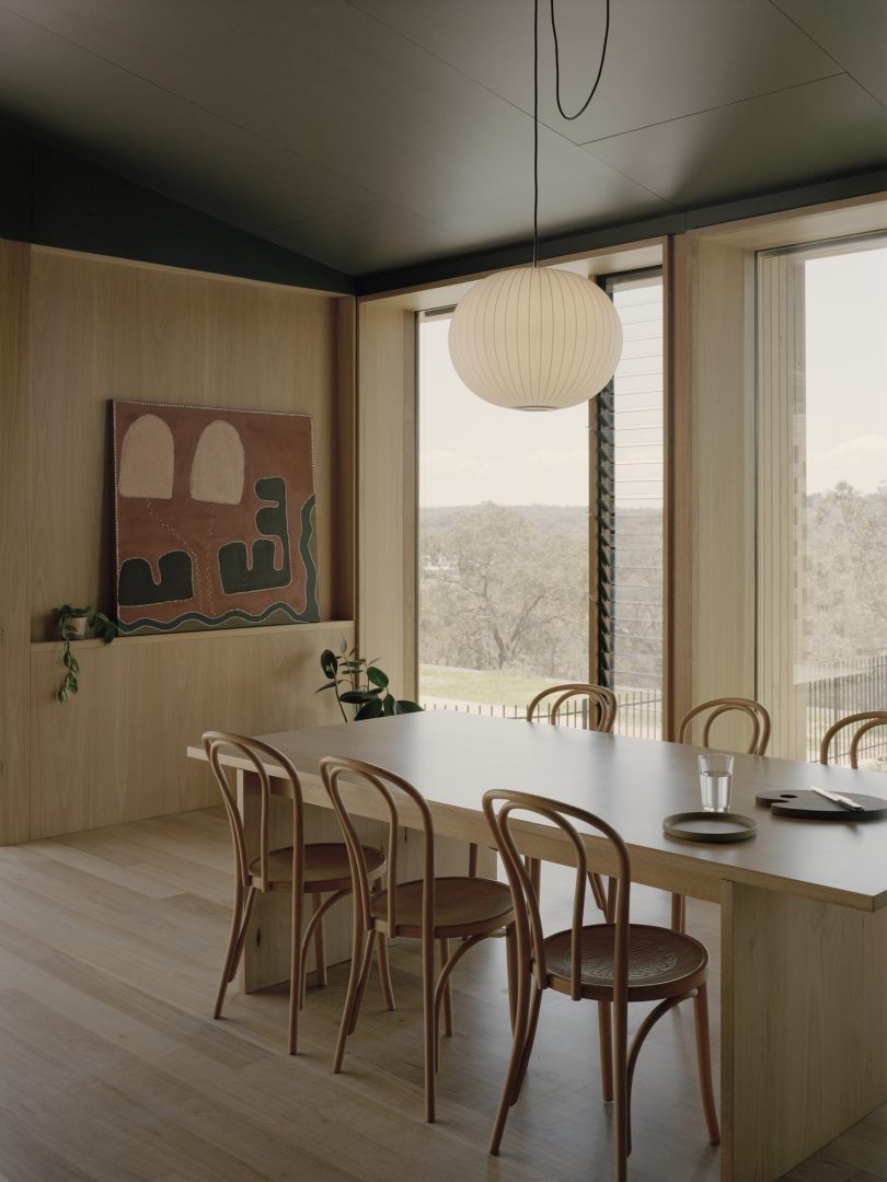 Figureground Architecture设计的极简住宅Warrandyte House