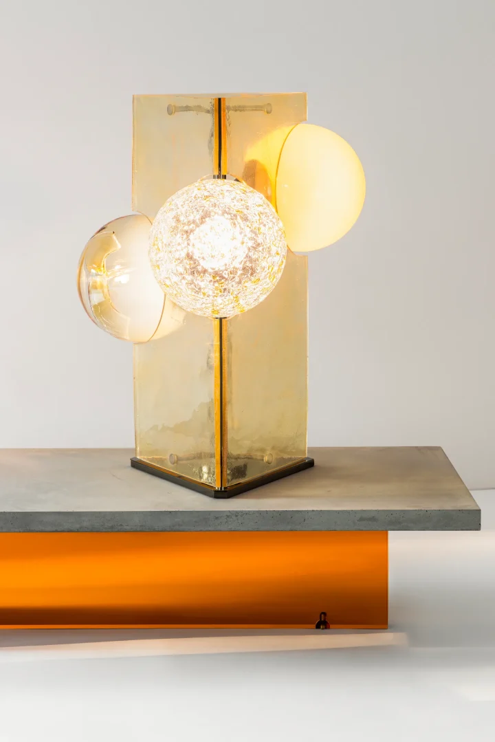 Draga & Aurel在2025迪拜市中心设计展上的装置作品