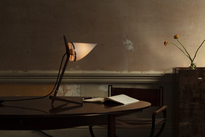 Joe Armitage设计的极简主义灯具Armitage Collection