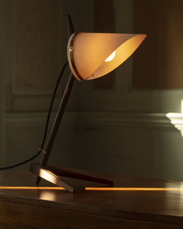 Joe Armitage设计的极简主义灯具Armitage Collection