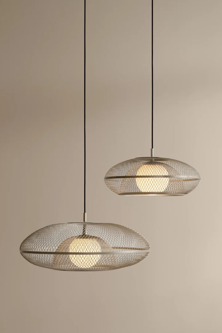 光的新配置 - Faraday以钢制版本重塑空间光感