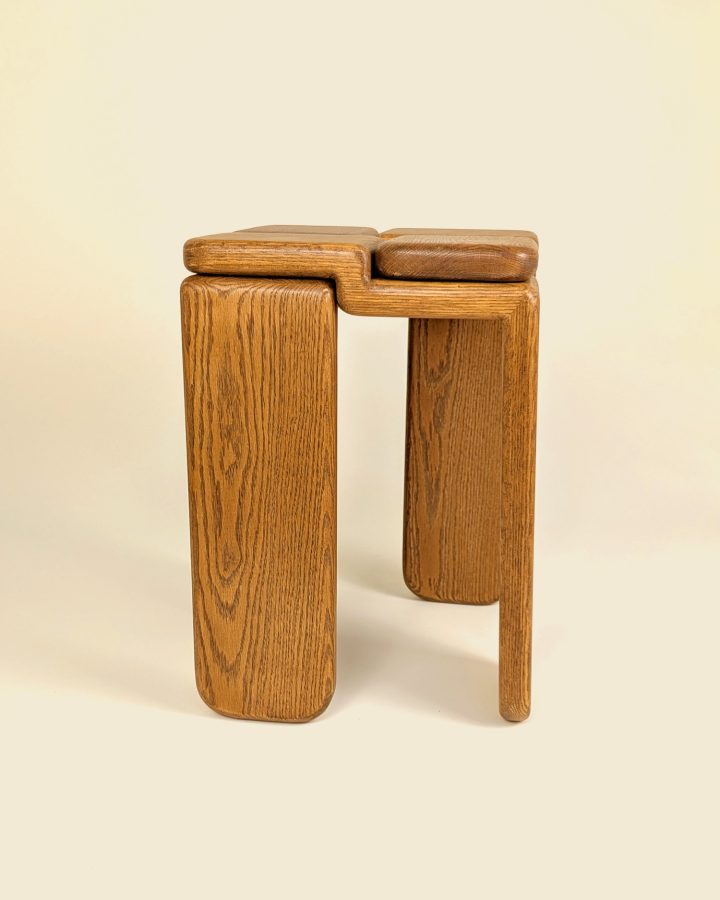 由Luis Gimeno设计的极简主义凳子Knot Stool