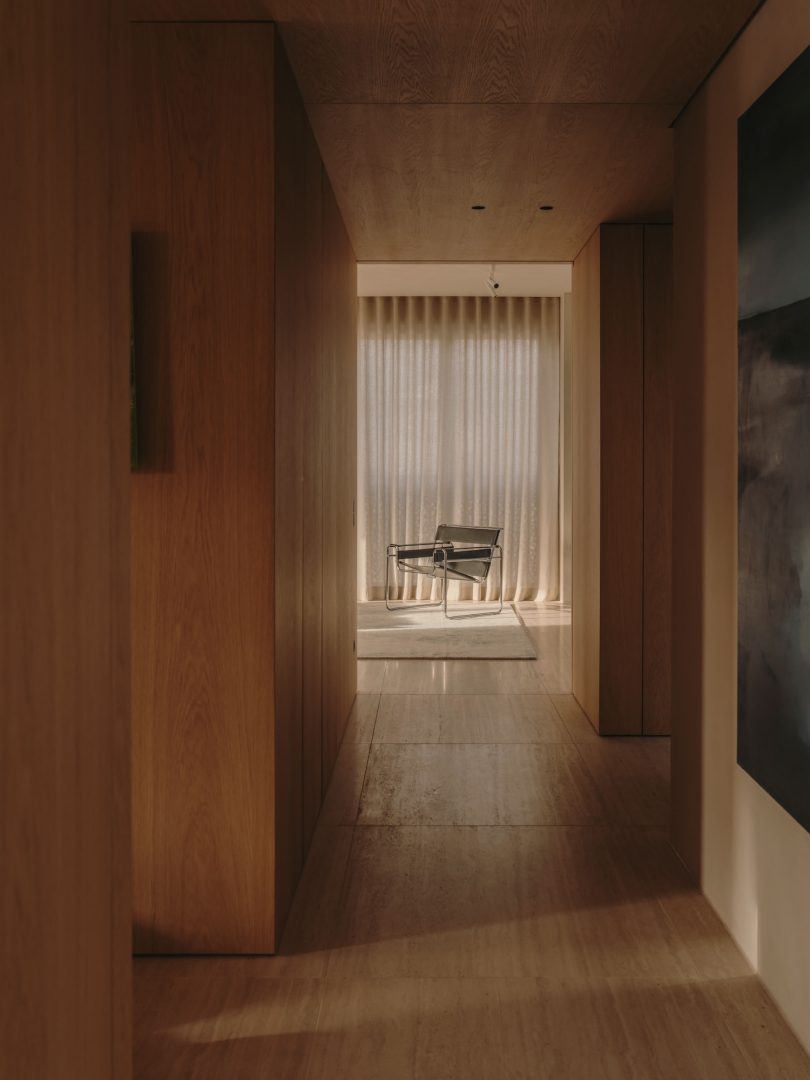 Holzrausch Studio设计的极简主义公寓Munich on Top