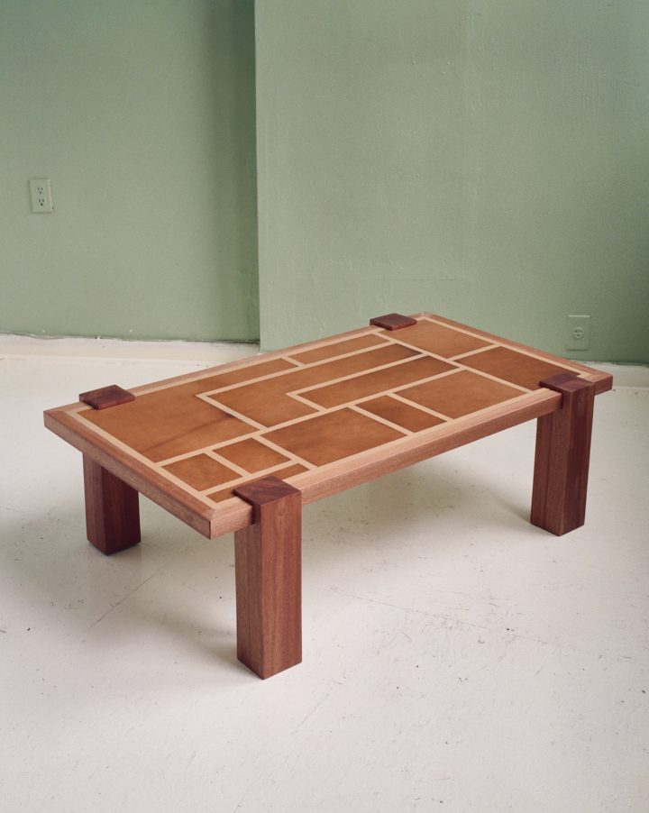 Sunfish NYC设计的极简主义桌子Skyscraper Coffee Table