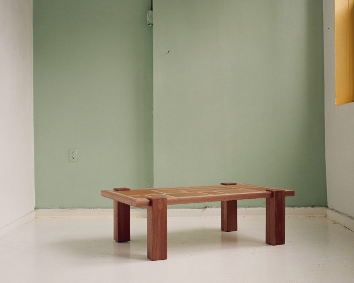 Sunfish NYC设计的极简主义桌子Skyscraper Coffee Table