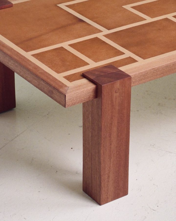 Sunfish NYC设计的极简主义桌子Skyscraper Coffee Table