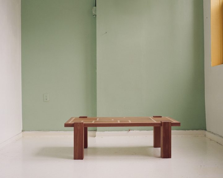 Sunfish NYC设计的极简主义桌子Skyscraper Coffee Table