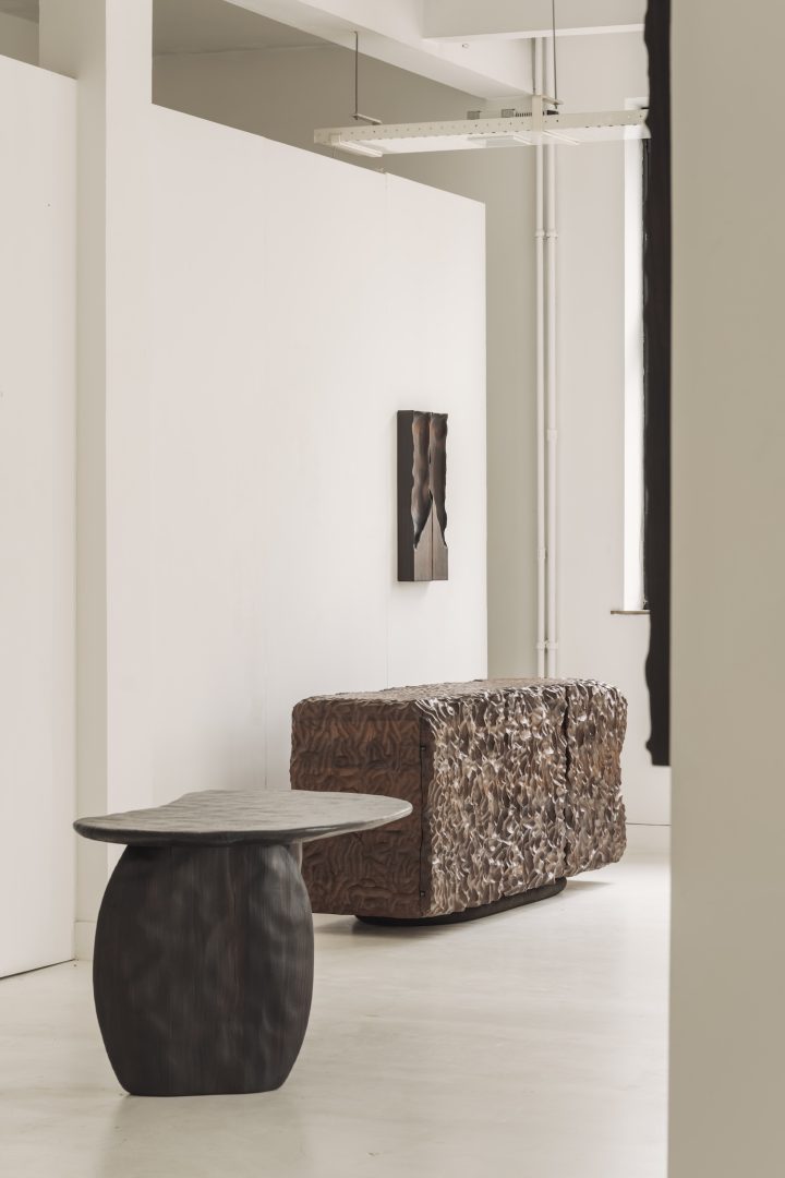 Objects With Narratives的极简展览A Serene Dialogue of Matter