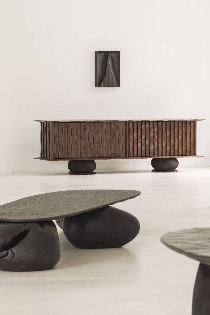 Objects With Narratives的极简展览A Serene Dialogue of Matter