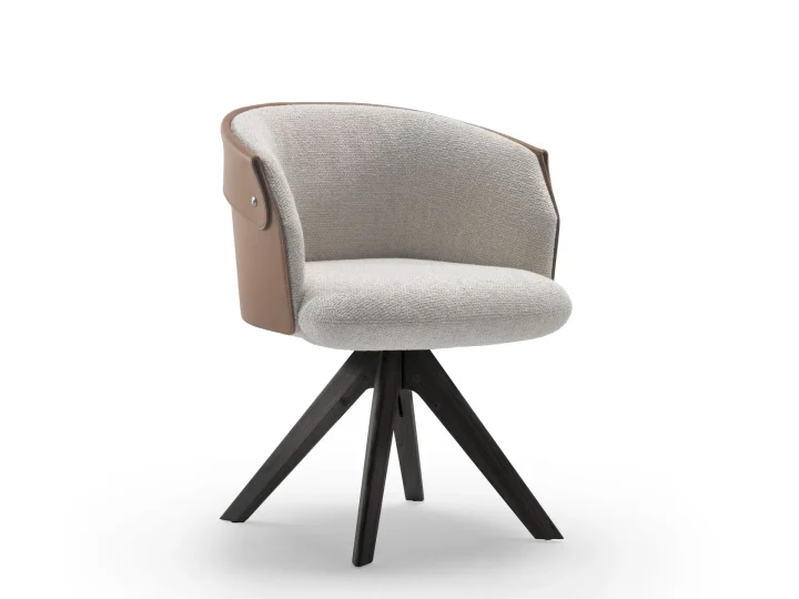 意大利家具品牌：Flexform推出全新设计的扶手椅Ozzy