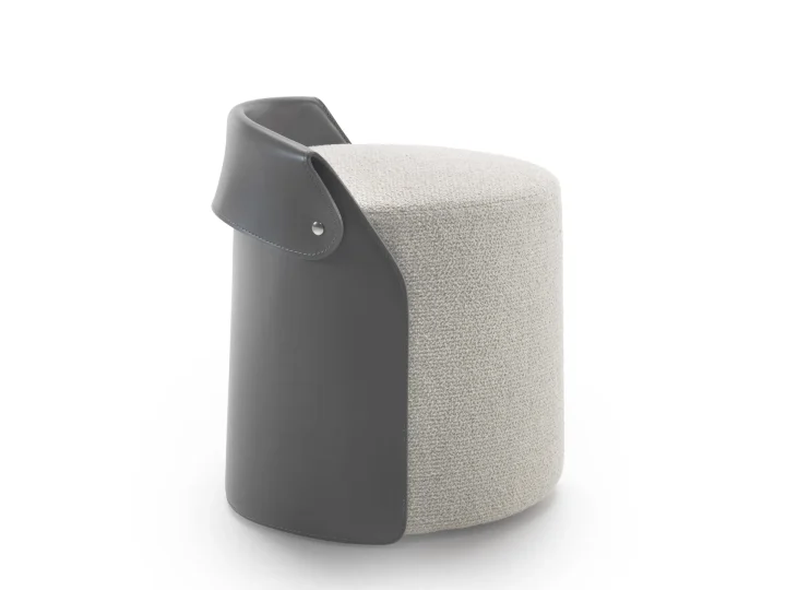 意大利家具品牌：Flexform推出全新设计的扶手椅Ozzy