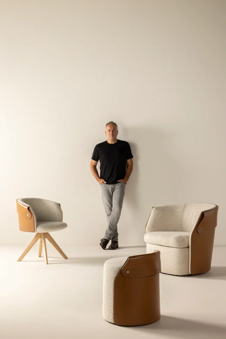 意大利家具品牌：Flexform推出全新设计的扶手椅Ozzy