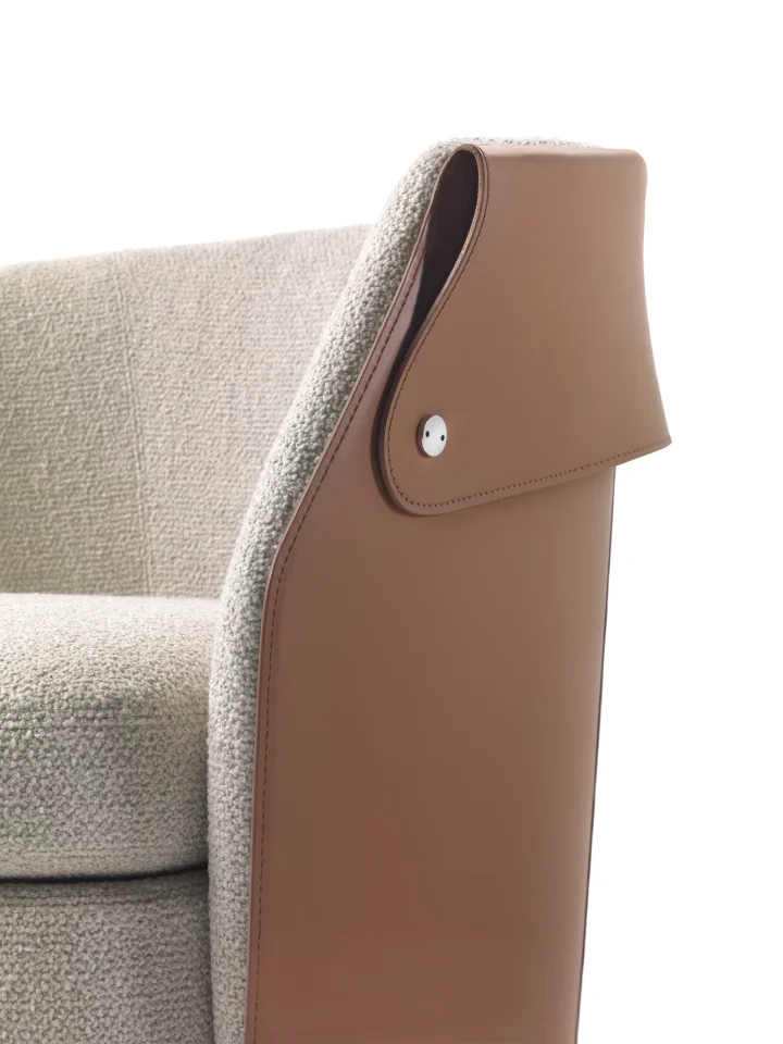 意大利家具品牌：Flexform推出全新设计的扶手椅Ozzy