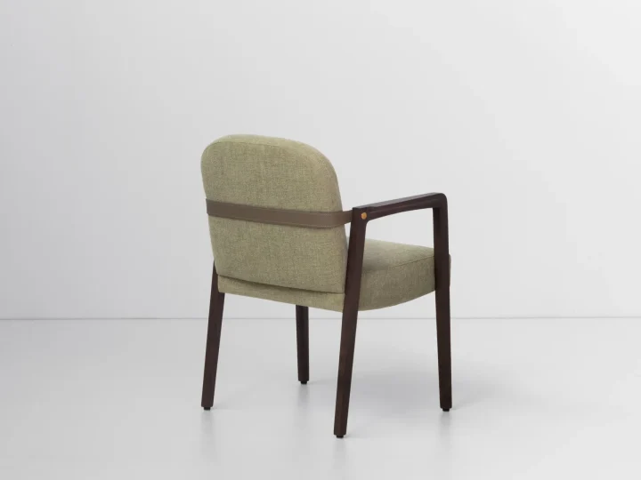 意大利家具品牌：Potocco为米其林餐厅设计的定制座椅