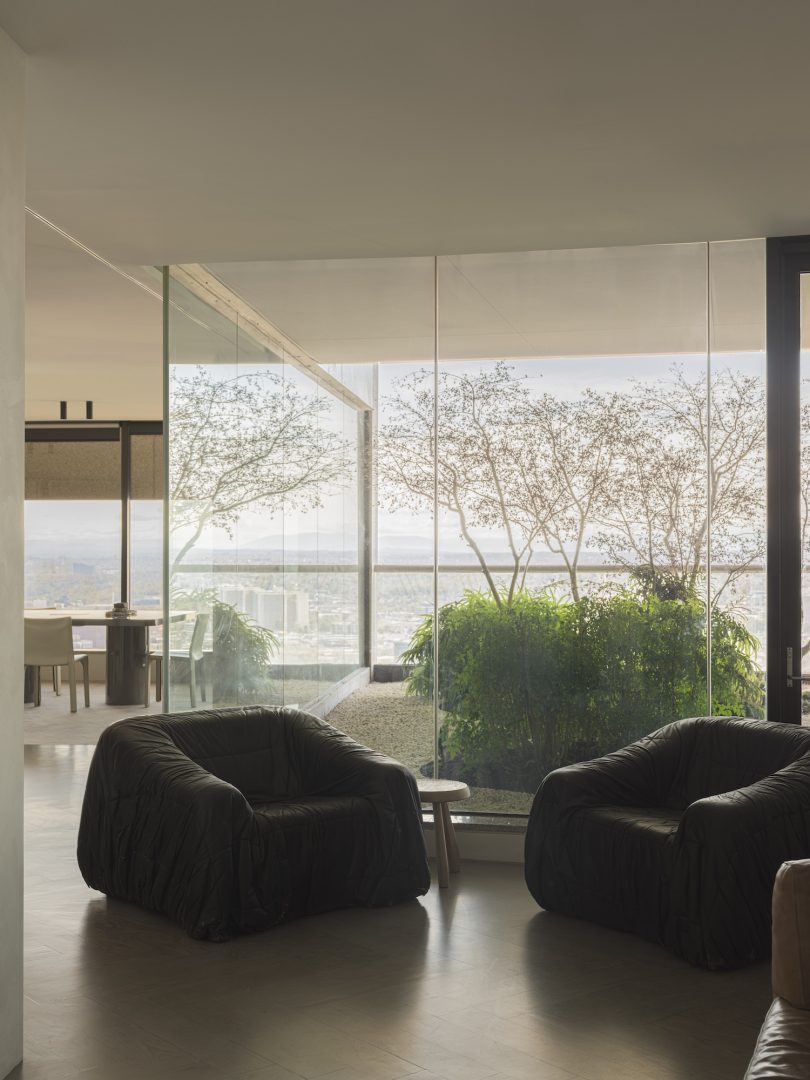 Studio Kennon 设计的极简主义工作室 1 Spring Street