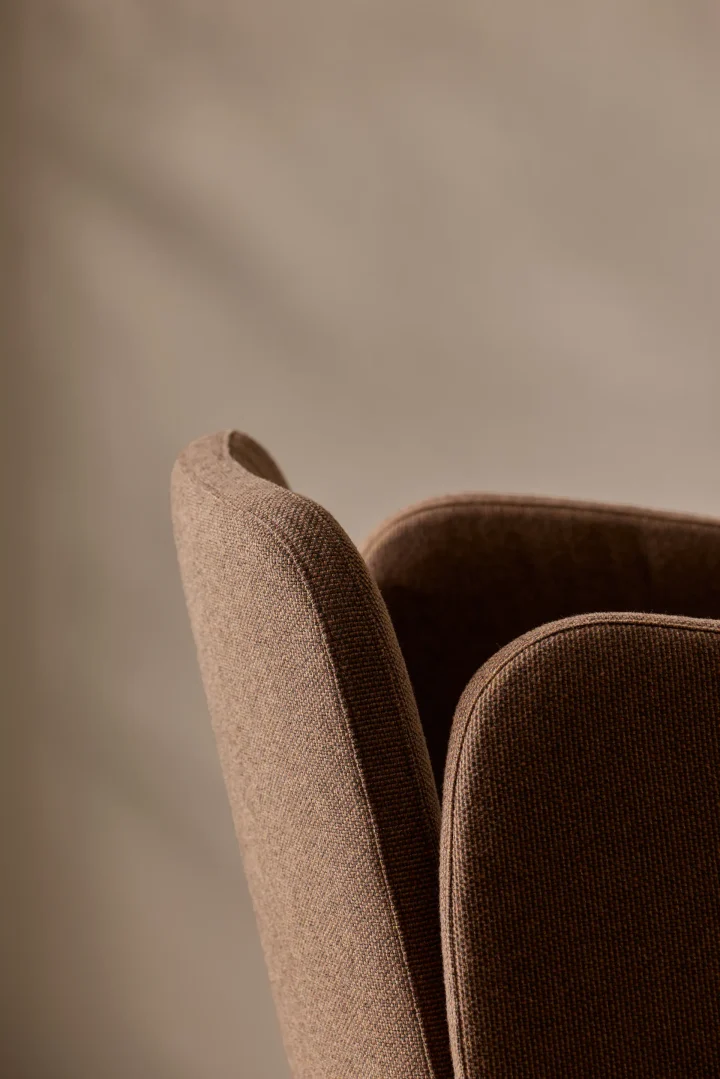 西班牙家具品牌:Blasco&Vila推出Urmus座椅系列