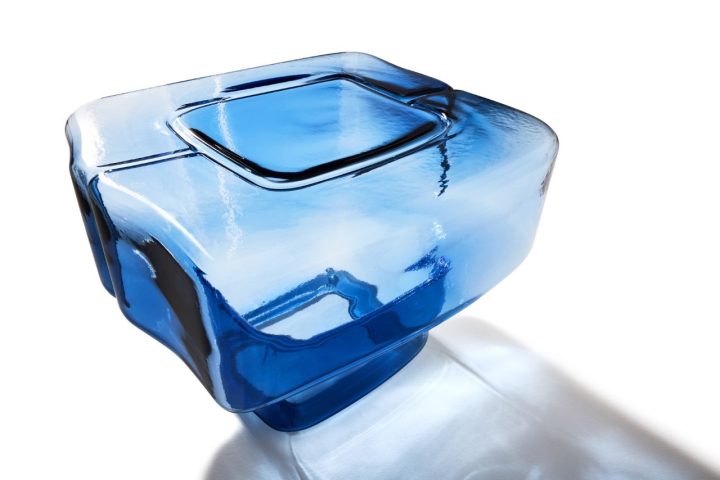 意大利家具品牌：Cassina推出的Fluid Joinery系列家具