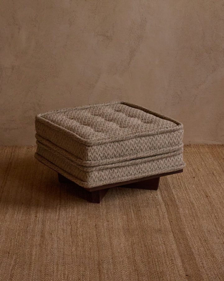 Beson设计的极简家具Noa Coffee Table & Ottomans