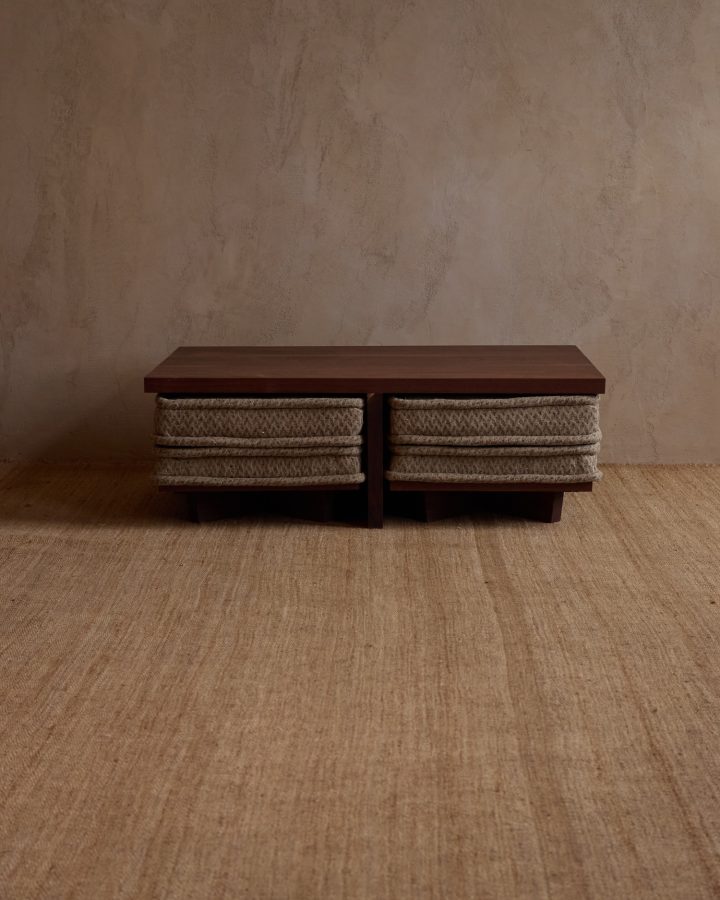 Beson设计的极简家具Noa Coffee Table & Ottomans