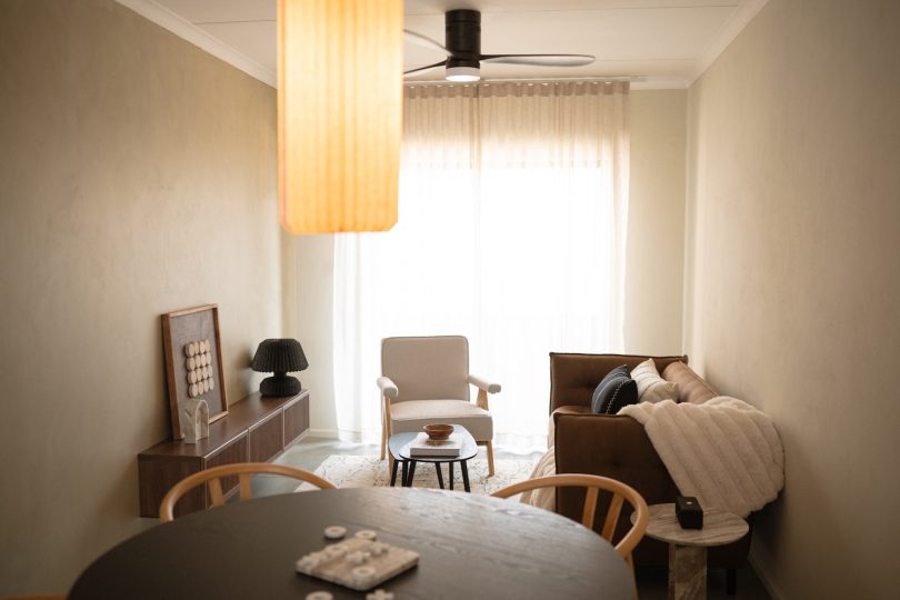 由Studio Casa设计的极简主义公寓Mason Residence