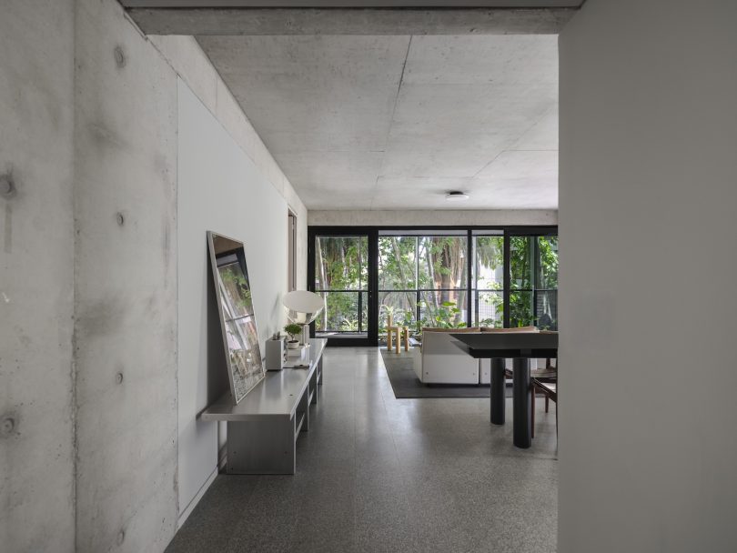 322A建筑事务所设计的极简住宅O'Higgins Building