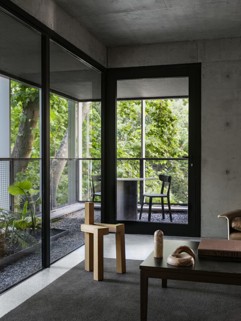 322A建筑事务所设计的极简住宅O'Higgins Building