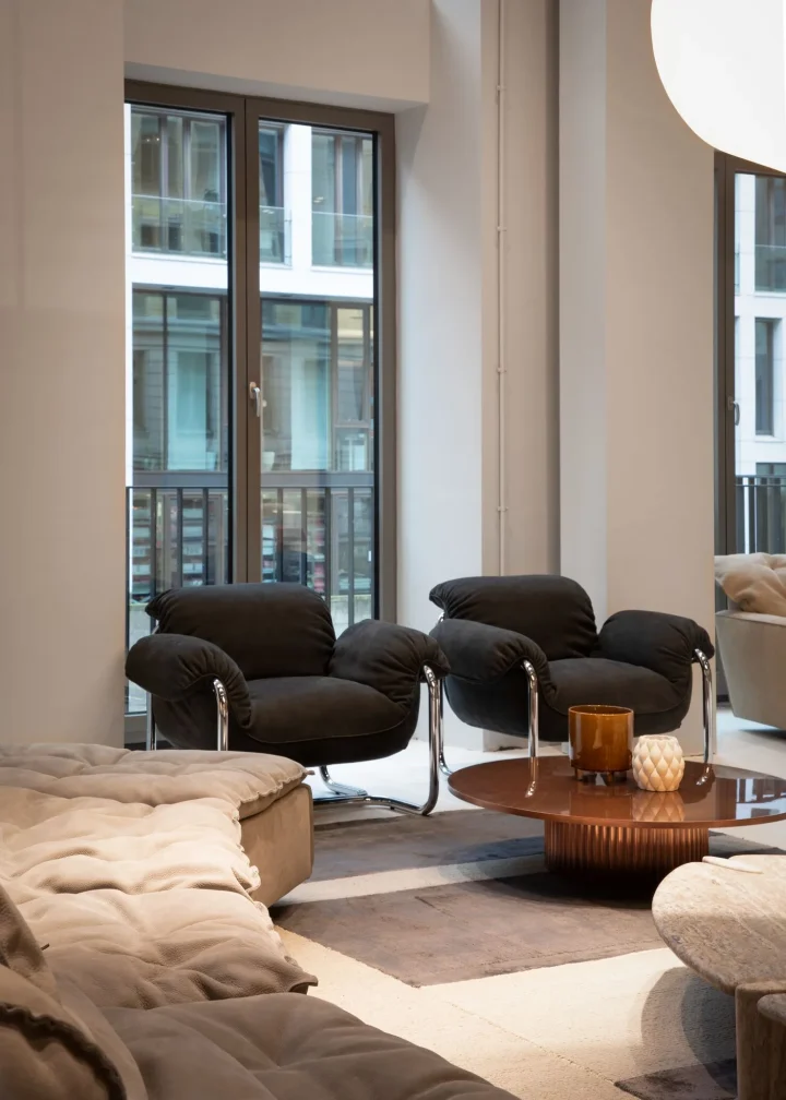 汉堡巴克斯特设计画廊:光线和北欧极简主义风格的融合