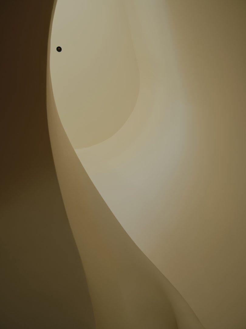 Balzar Arquitectos设计的极简住宅Alfinach Development