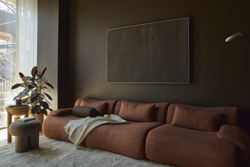 Frida Escobedo Studio设计的极简公寓Bergen Brooklyn