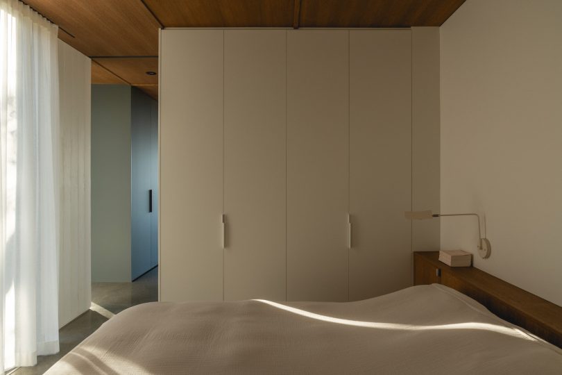 Atelier II I7 建筑事务所设计的极简住宅Bruno & Michèle