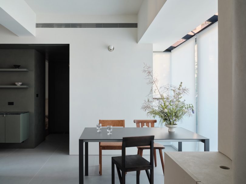 ST Design Studio 设计的极简主义公寓 Daisy