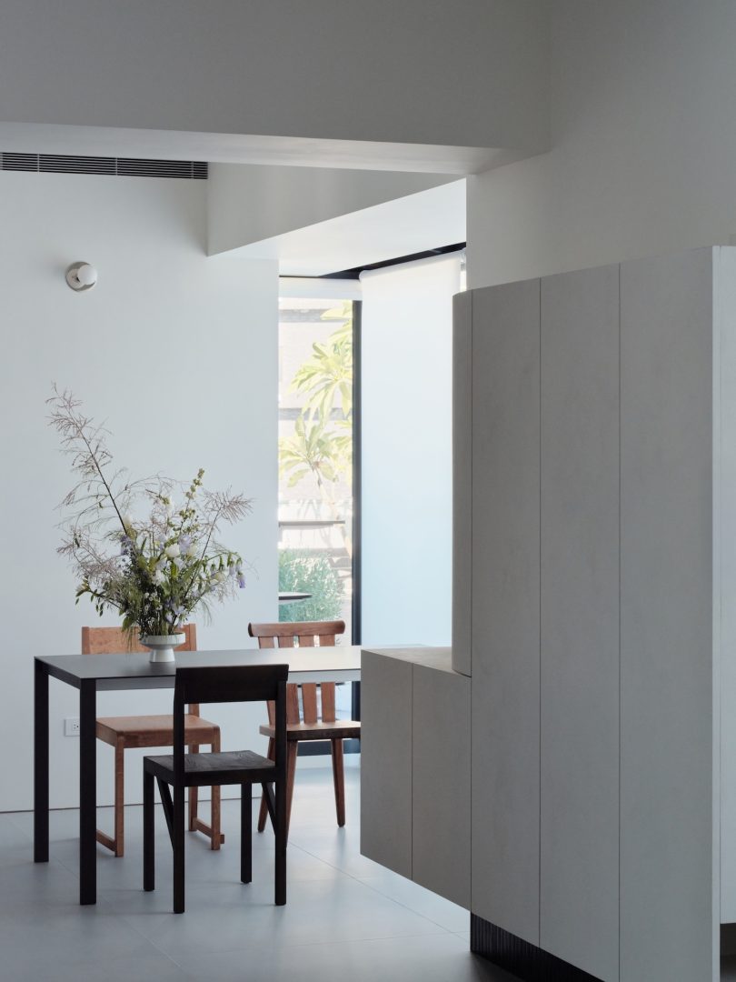 ST Design Studio 设计的极简主义公寓 Daisy