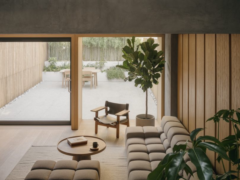由 ConForm 设计的极简主义住宅 Komorebi