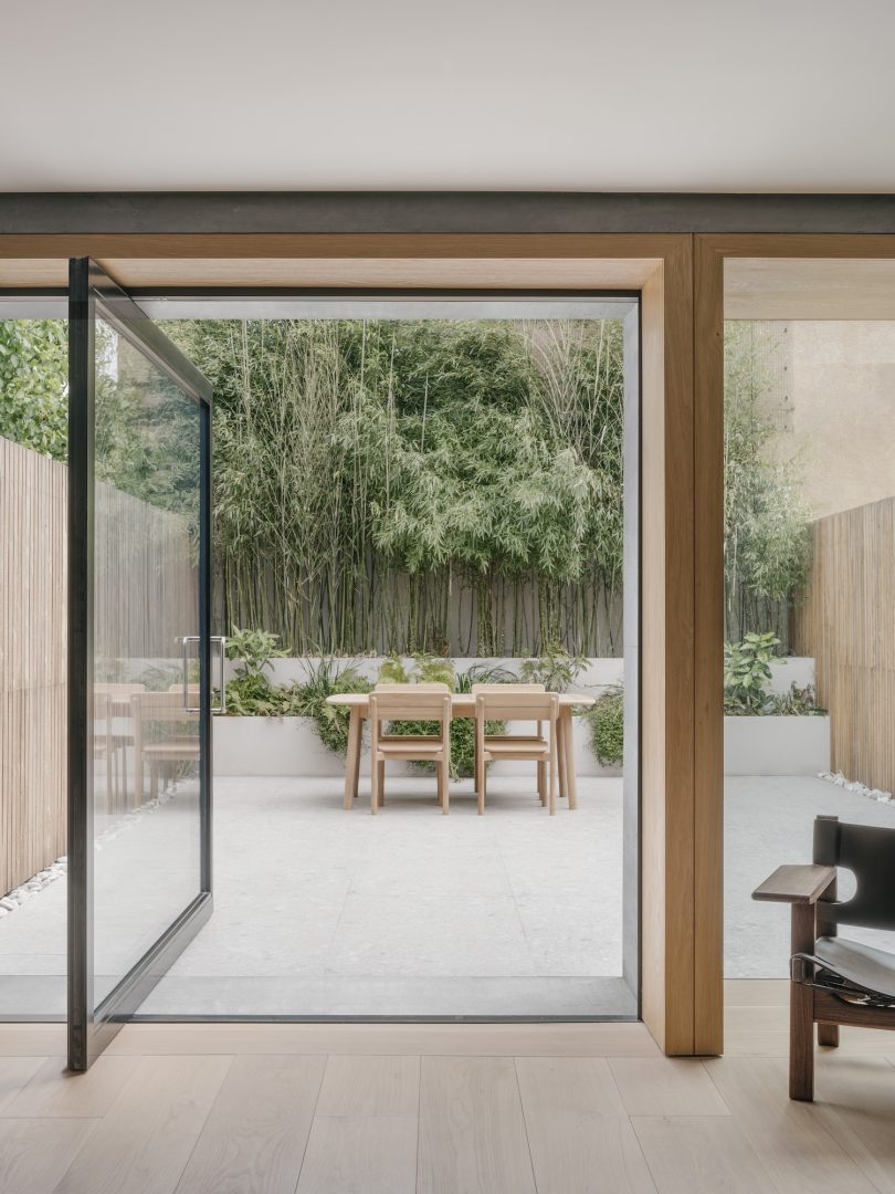 由 ConForm 设计的极简主义住宅 Komorebi