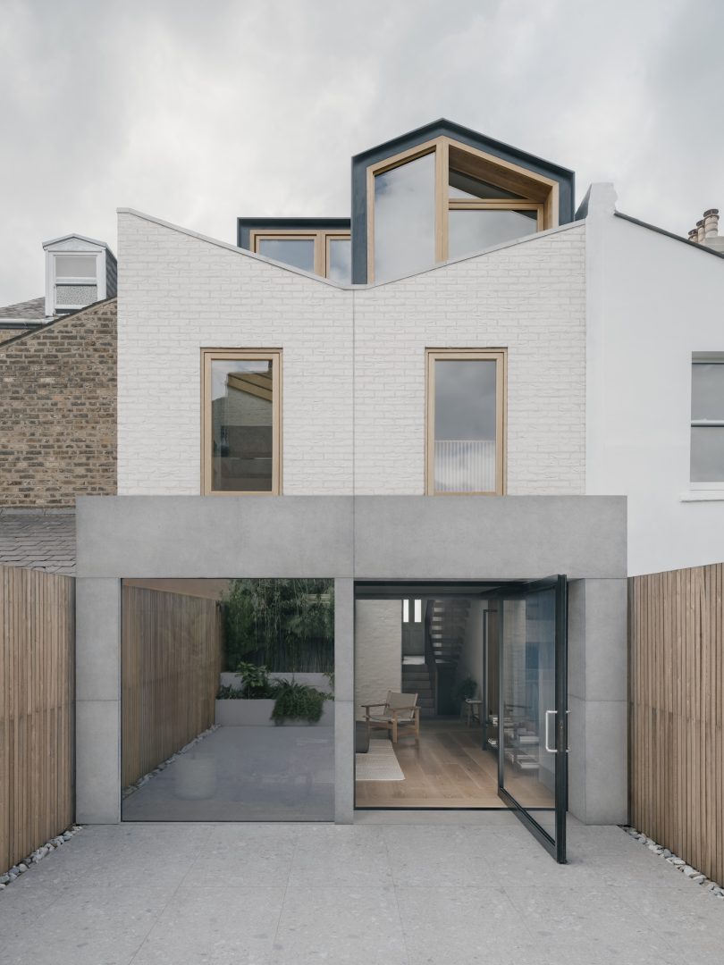 由 ConForm 设计的极简主义住宅 Komorebi