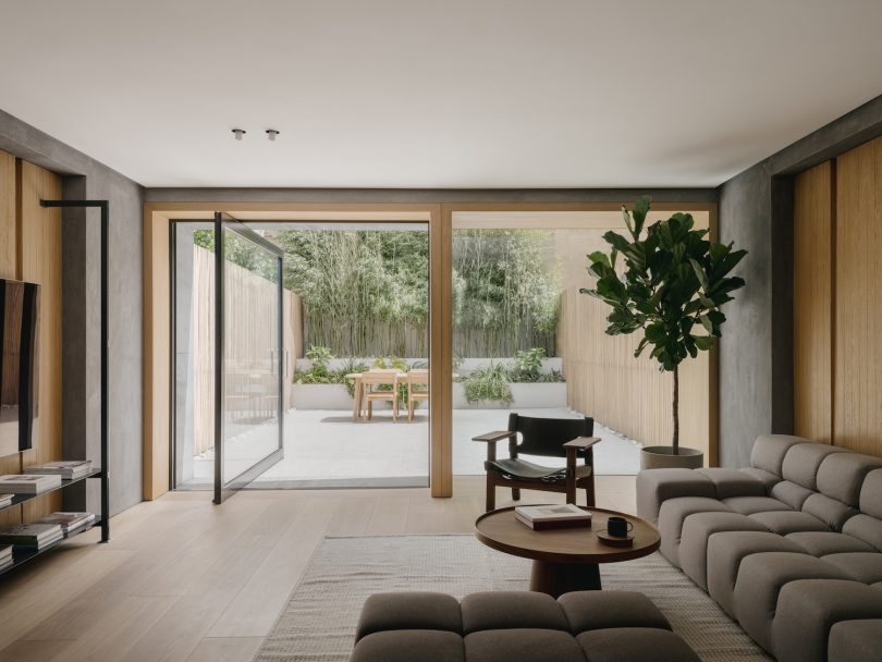 由 ConForm 设计的极简主义住宅 Komorebi