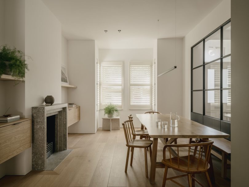 由 ConForm 设计的极简主义住宅 Komorebi