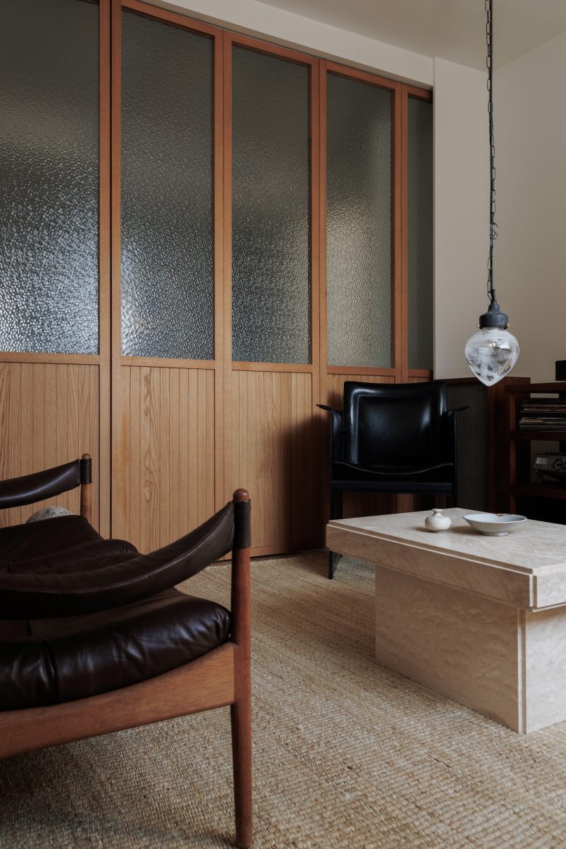 SIDOM DESIGN设计的极简住宅Living & Listening Room