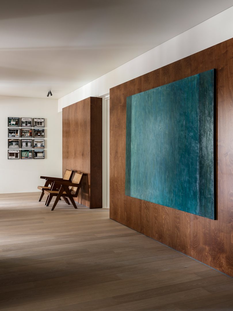 Decancq Vercruysse设计的极简公寓Pied-à-terre Brussels