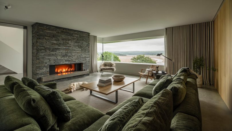 Ström Architects设计的极简住宅Porthmadog Residence