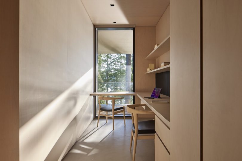 Akb Architects 设计的极简住宅Sagamore North Cottage