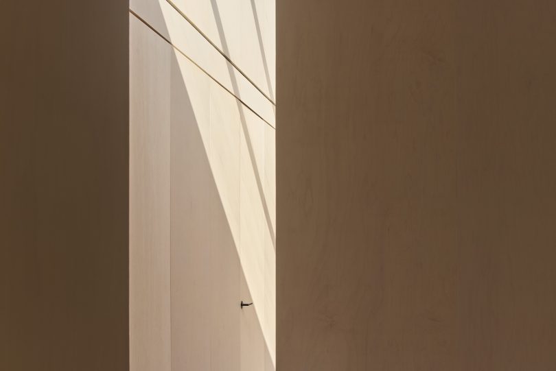 Akb Architects 设计的极简住宅Sagamore North Cottage