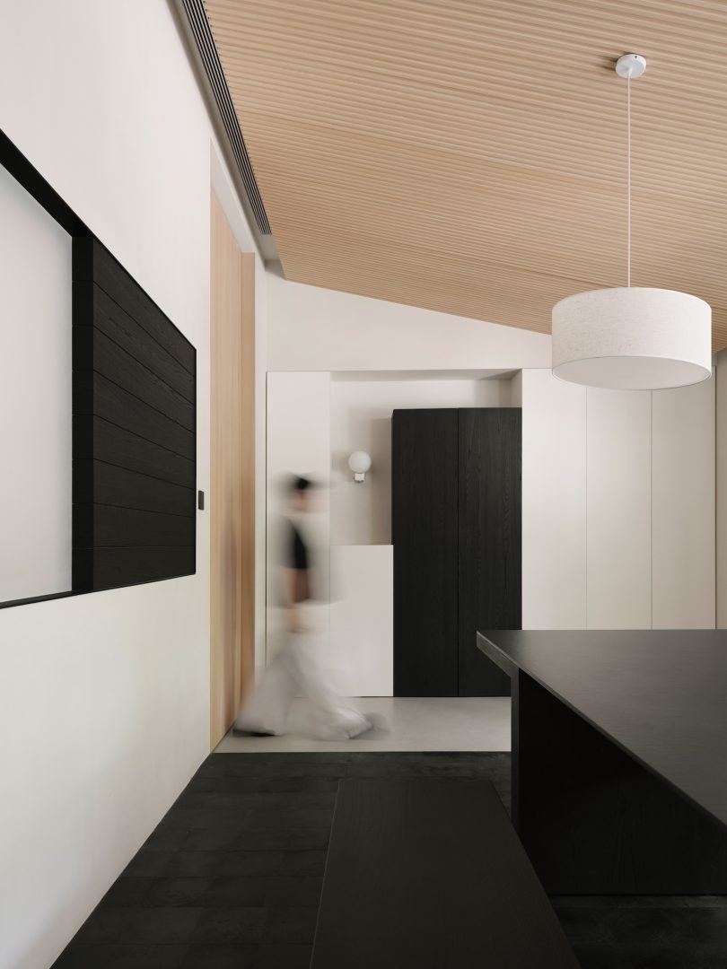 NDB DESIGN OFFICE设计的极简空间Sanchi Woodwork