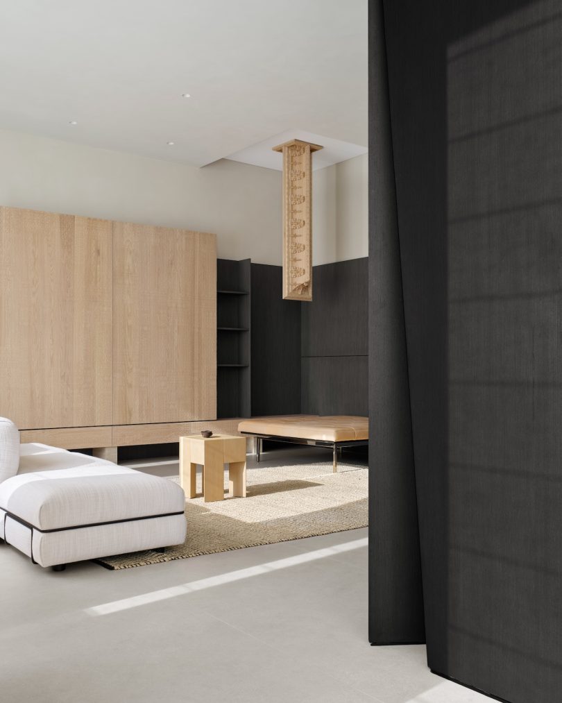 NDB DESIGN OFFICE设计的极简空间Sanchi Woodwork