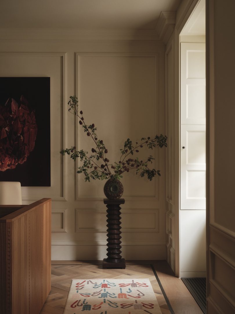 Two Muse Studios 设计的极简主义空间 St James