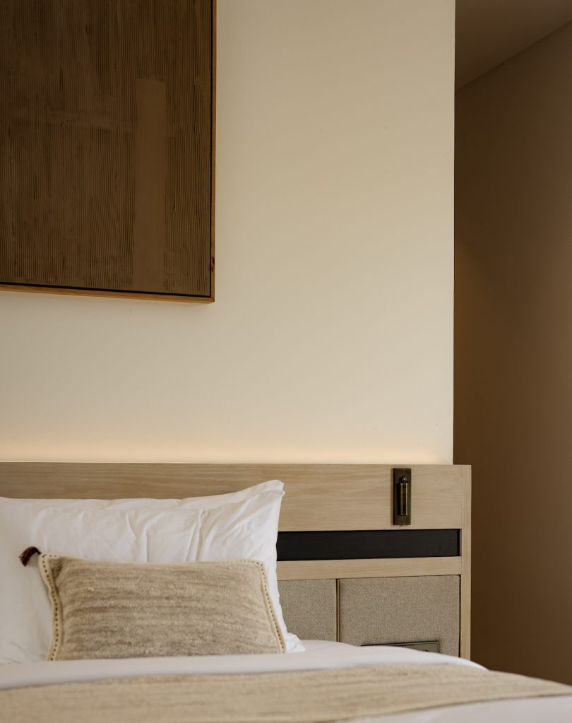 由 studiomate 设计的极简主义别墅 Villa Marvee