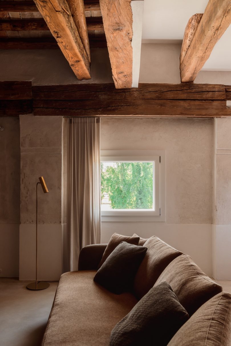 MIDE architetti设计的极简住宅Villa Soranzo Penthouse