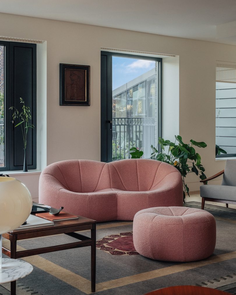 Grafted 设计的极简主义公寓 Apartment Arabescato