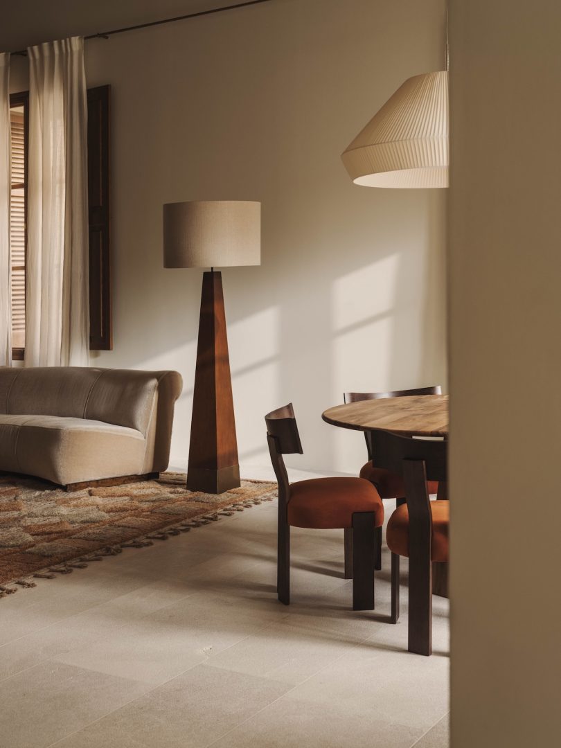 由 NØRA Studio 设计的极简主义住宅 Born 10