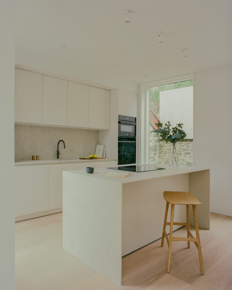 Pend Architects 设计的极简主义住宅 Canon Mews